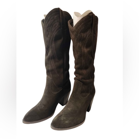 Frye Women’s Suede ‘Llana’ Pull on Boot in ‘Fatigue’ |Size 6.5| - Picture 9 of 13